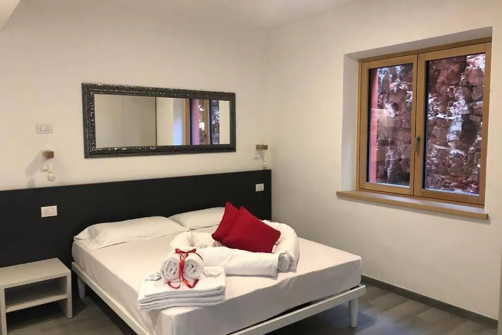 Villa Teresa.. Appartamento “Casa Marta” Brenzone sul Garda Italy