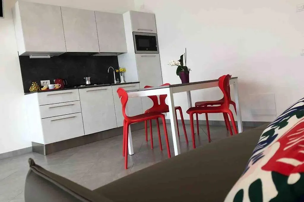 Villa Teresa.. Appartamento “Casa Marta” Brenzone sul Garda